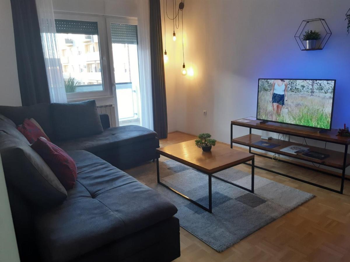 For5 Lejlighed Ðakovo Eksteriør billede